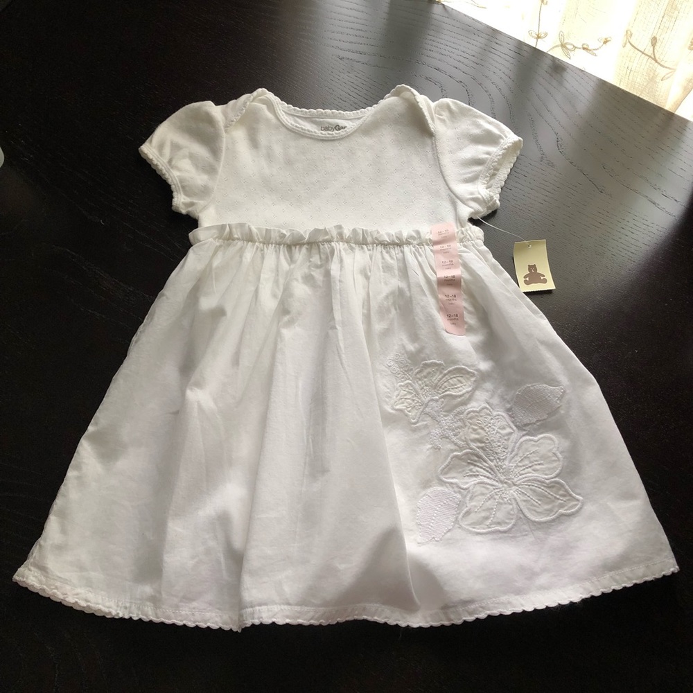 New GAP white dress